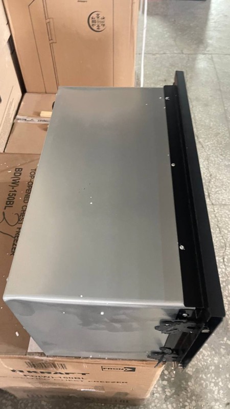 Микроволновая печь Oasis MW-70MB черный, вмятина сверху 