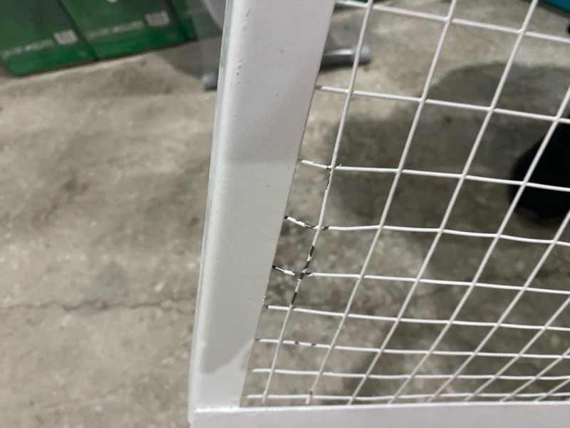 Ограждение Ballu 500*800*600 замятия, потертости , содрана краска, нет 2-х болтов