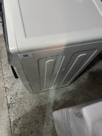 стиральная машина hiberg i-ddq9-712 ym inverter, бежевый мрамор,потертости, вмятины