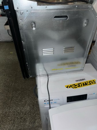 духовой шкаф oasis d-45mmb,нет упаковки ,вмятины на тыльной стороне и на верху, небольшие потертости