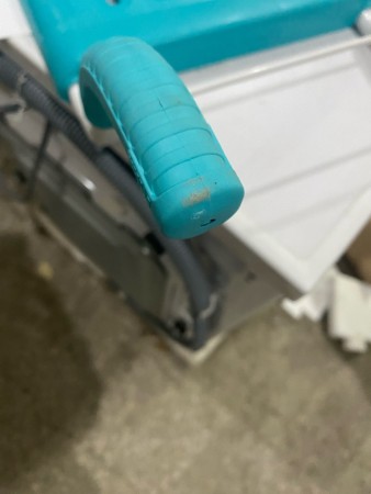 сиденье для ванны ника раздвижное св5 (бирюзовый), потертости на ручках и корпусе