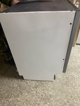 посудомоечная машина beko bdin38530a inverter, небольшие вмятины, загрязнения, нет болтов