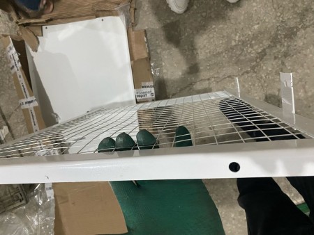 ограждение ballu 500*800*600 замятия, потертости , содрана краска, нет 2-х болтов