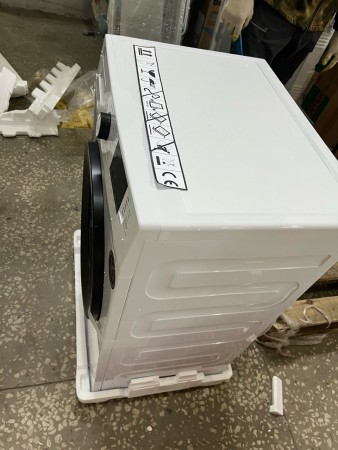 стиральная машина beko wsre 7612 xawi inverter, вмятина с боку
