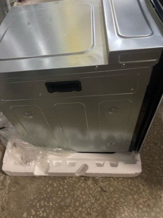 духовой шкаф hiberg vm 4260 w белый,вмятина на верхней части корпуса 