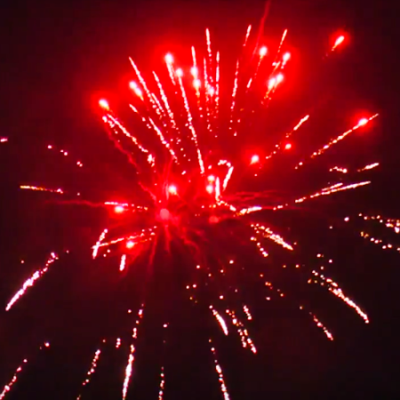 батарея салютов рк7390 лясим трясим (1,0" х 100) 1/2	