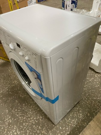 стиральная машина indesit iwsd 51051 cis, нет транспортировочного болта, нет упаковки, нет ножек