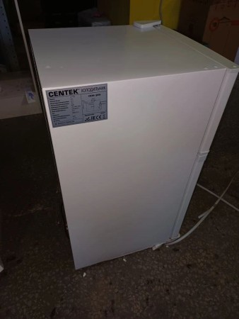 холодильник centek ct-1704 белый-, волны, вмятины по всему корпусу