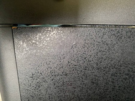 портативная колонка vr partyboom 200,многочисленные трещины по корпусу, нет коробки