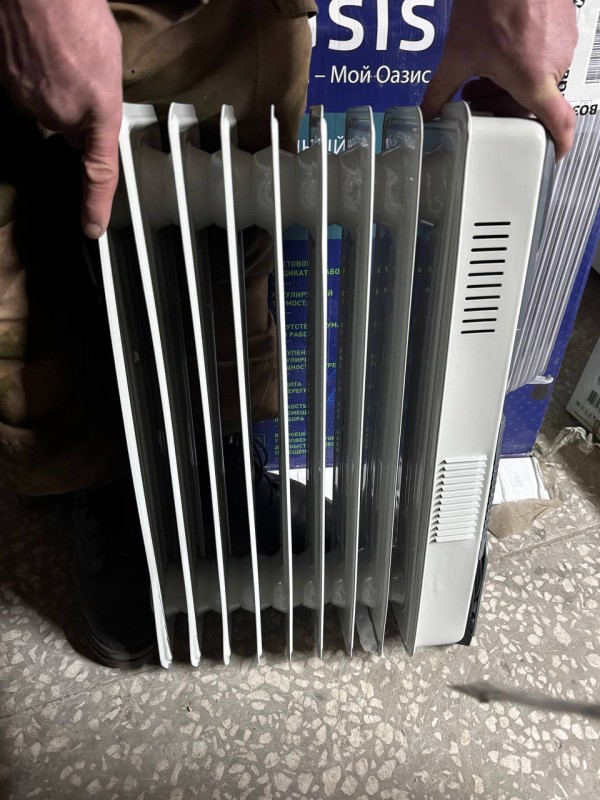 Масляный радиатор Oasis BB-20T (с вентилятором),царапина, замятие