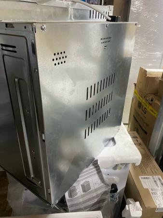 духовой шкаф hansa boei 697220 x-type, отсутствует упаковка, вмятина с боку, царапина