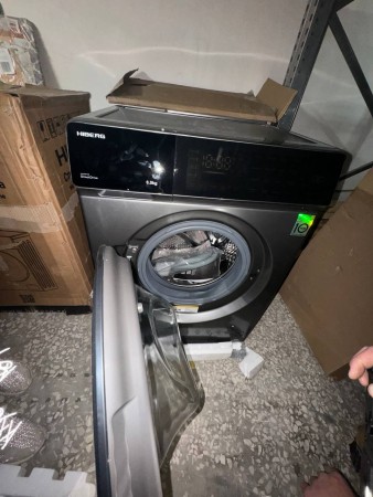 стиральная машина hiberg i-ddq9-612 sd inverter, темно-серый,царапины на люке и по корпусу малозамет