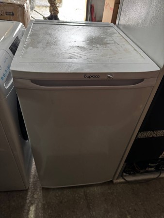 холодильник бирюса 118 белый, потертости, царапины, загрязнения