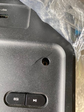 портативная колонка vr partyboom 200,многочисленные трещины по корпусу, нет коробки