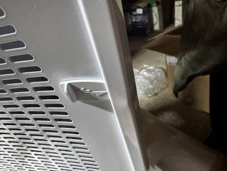 вытяжка gefest вв 1 белый, небольшие замятия на корпусе, повреждена упаковка