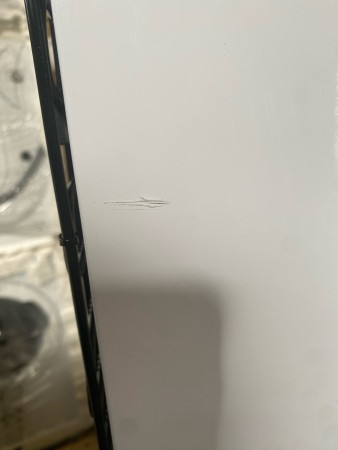 холодильник hiberg rfcb-350 nfw (встраиваемый), небольшая вмятина, царапина