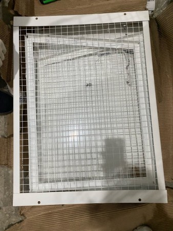 ограждение ballu 500*800*600 замятия, потертости , содрана краска, нет 2-х болтов