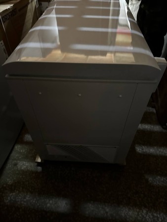 морозильник pozis fh-250-1, вмятина на крышке