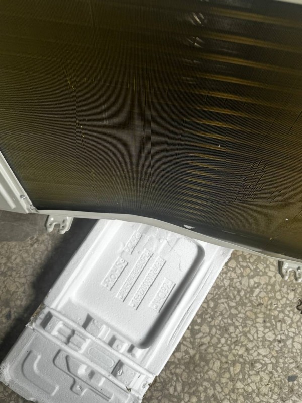 Сплит-система Ballu BSD-12HN1_24Y Lagoon, внутр.б. царапины незначительные, внеш.б замятие сзади 