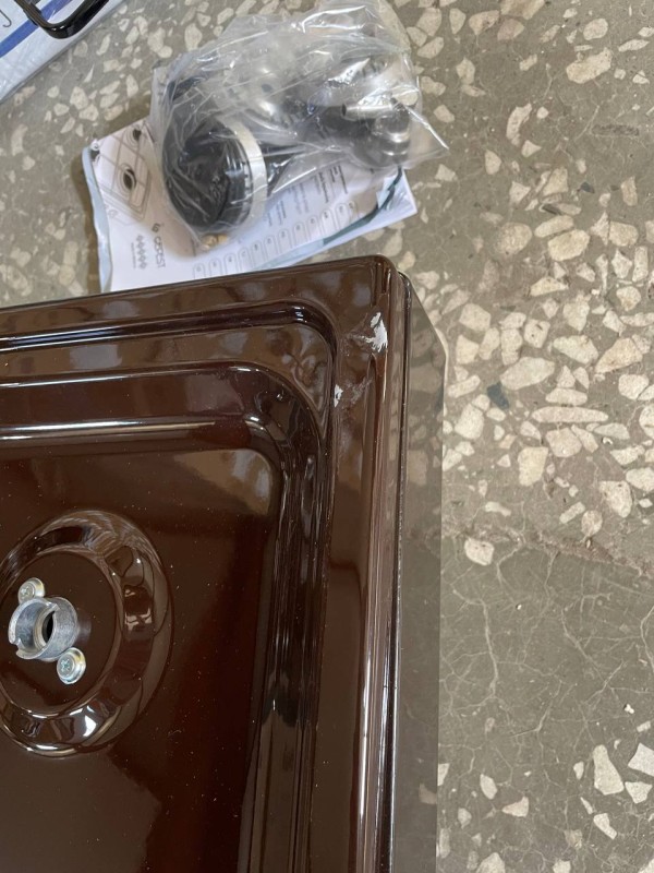 Настольная газовая плита Gefest 900 К17 коричневый,стерта краска до металла ,вмятины