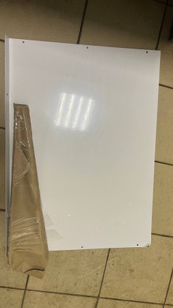 козырек сборный 800*560, замятия на корпусе, царапины, создрана краска