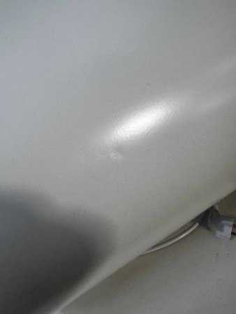 водонагреватель hec es 30v-he1, точечные вмятины на корпусе, царапины, нет упаковки, нет клапана