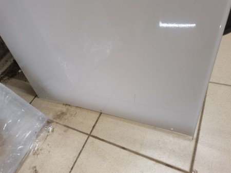 козырек ballu 900*550, погнут , царапины, замятия