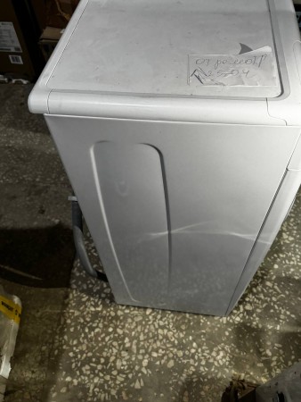 стиральная машина candy cso4 276twm-07 smart pro steam, потертости и царапины. замятие сбоку 