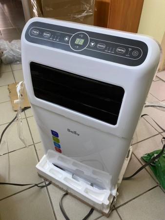 кондиционер ballu bpac-09cp/n1_24y aura с wi-fi мобильный, повреждена упаковка, царапины на корпусе