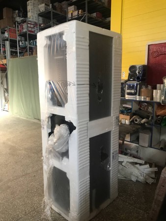 холодильник beko b5rcnk 403zwb вмятины, царапины, с боку содрана краска до основания