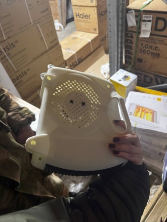 тепловентилятор oasis ls-20, скол пластика, трещина на корпусе