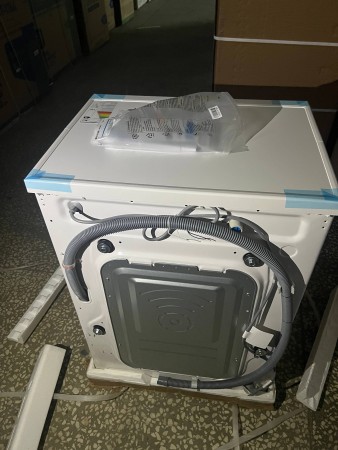 стиральная машина lg f2y1ns3w steam-,вмятина сбоку