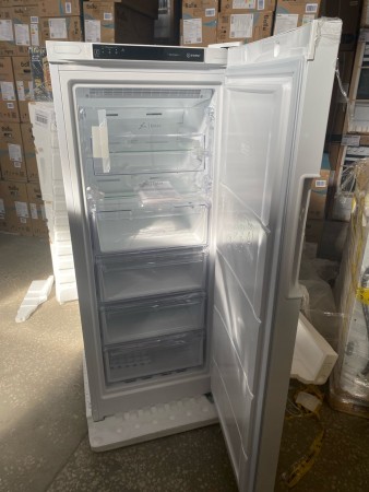 морозильник indesit dfz 4150.1,зямятие радиаторной решетки