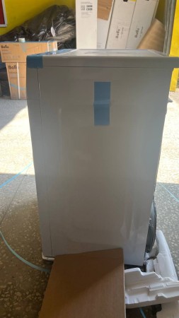 сушильная машина beko df7412ga, краска содрана сбоку