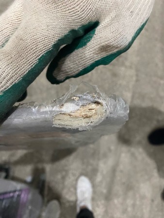 гладильная доска ника белль, порван чехол, загрязнения, нет заглушки 1