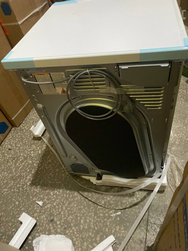 Сушильная машина LG DC90V9V9WN Inverter, 2 скола на крышке , вмятина на лицевой стороне снизу