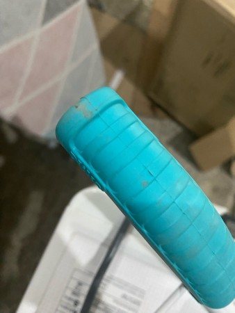 сиденье для ванны ника раздвижное св5 (бирюзовый), потертости на ручках и корпусе