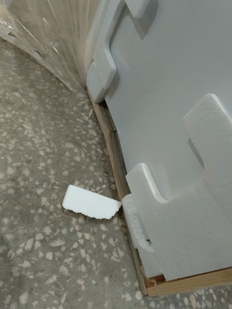 электро плита hansa fccw 58212 integra, вмятина в боковой части корпуса