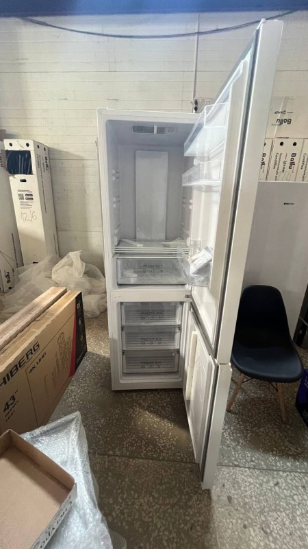 Холодильник Nordfrost RFC 350 NFW белый-,замятия по бокам