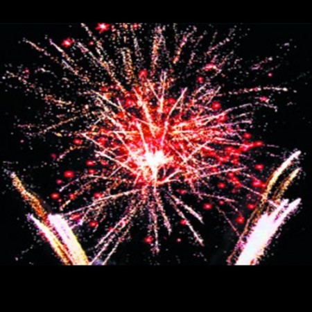 батарея салютов рк8301 зашибись (0,8" 1,0" х 130) 1/2	