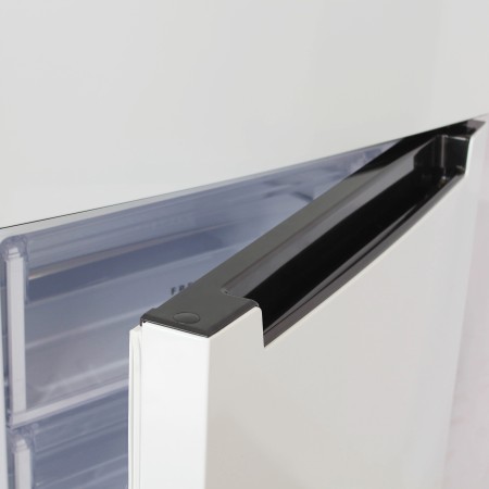 холодильник бирюса 940nf белый