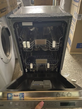 посудомоечная машина hotpoint his 2d85 dwt inverter,вмятина с боку, нет упаковки