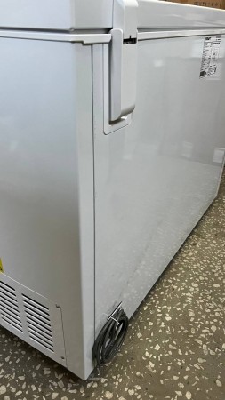 морозильник kraft bd (w) 340 rx (до -15 с) нет упаковки, потертости и царапины на корпусе