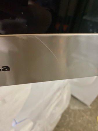 духовой шкаф hansa boei 697220 x-type, отсутствует упаковка, вмятина с боку, царапина