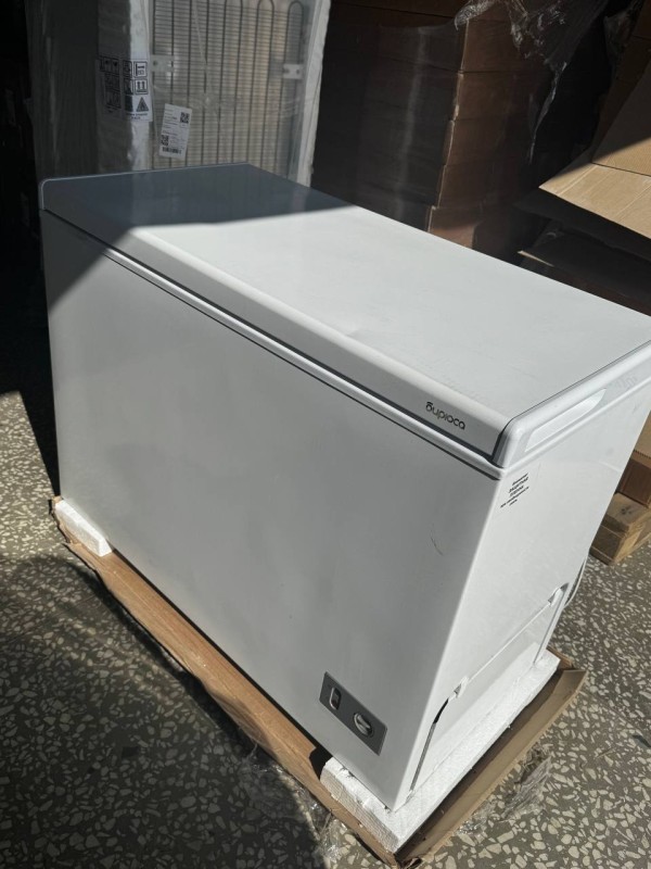 Морозильник Бирюса 240 КХ, без упаковки, потертости