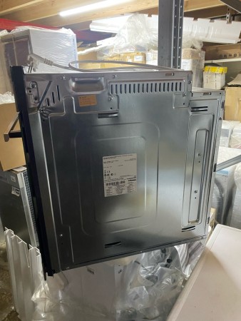 духовой шкаф hansa boei 697220 x-type, отсутствует упаковка, вмятина с боку, царапина