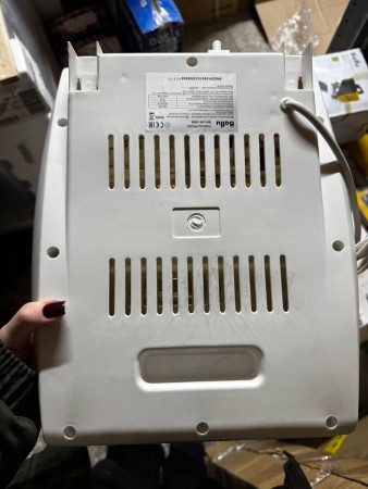 инфракрасный обогреватель ballu bhh/m-09-м, отломлен пластик на корпусе