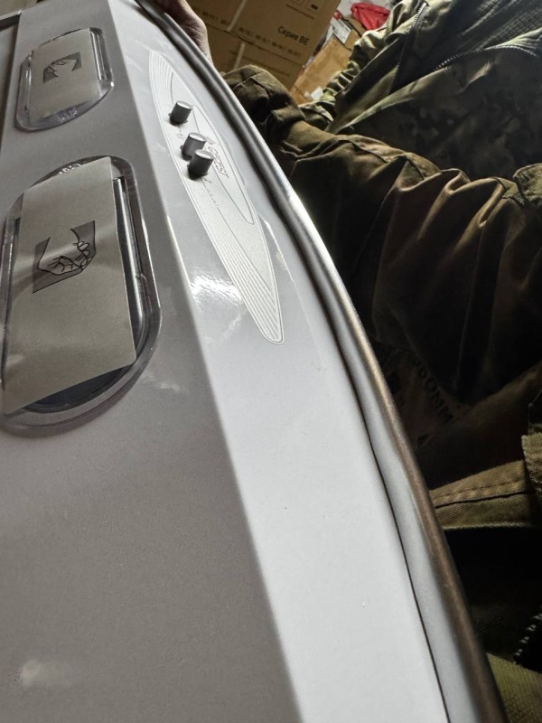 Вытяжка Gefest ВВ 1 белый, небольшие замятия на корпусе, повреждена упаковка