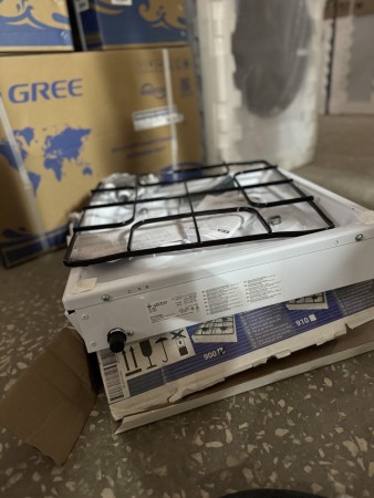 настольная газовая плита gefest 900 белый, вмятины, царапины, скол краски