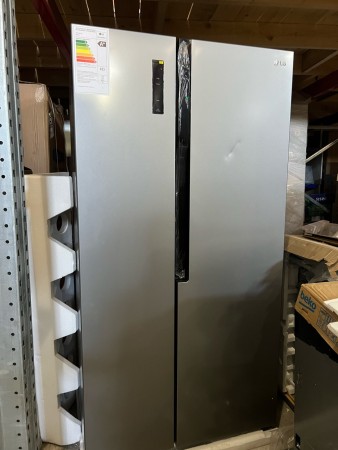 холодильник lg gc-b157pmav smart inverter-, вмятина на двери